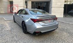 تۆیۆتا ئەڤەلۆن